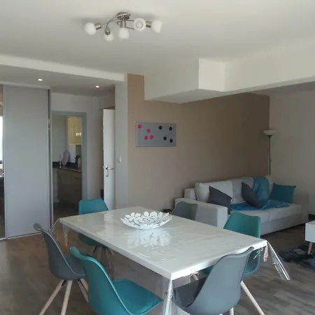 Apartment Cej *