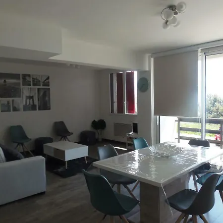 Cej Apartment *